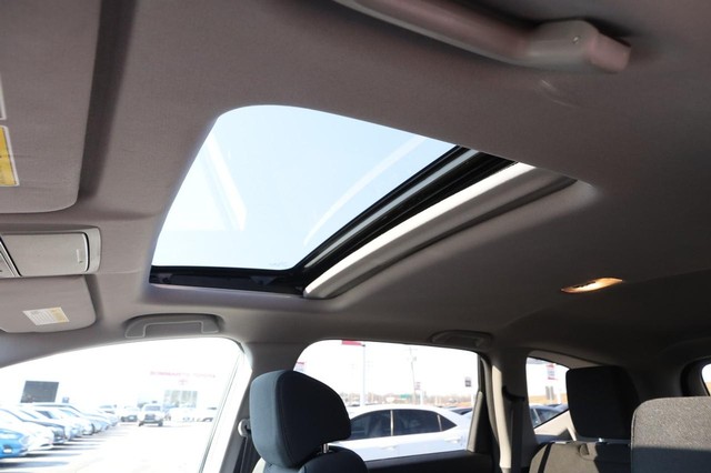 Honda CR-V Vehicle Image 08