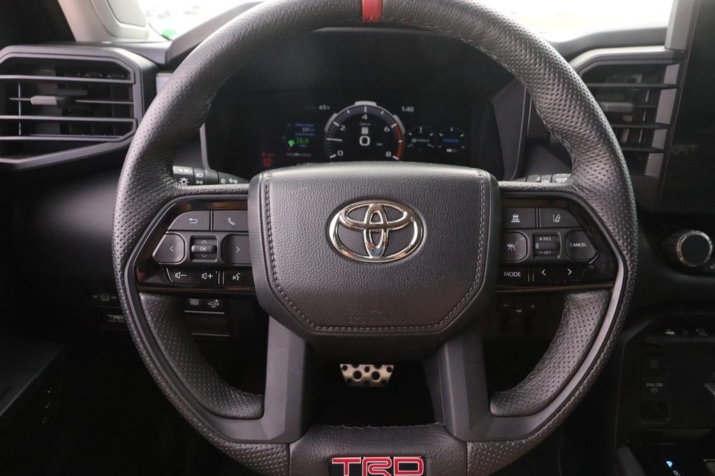 Toyota Sequoia Vehicle Full-screen Gallery Image 13