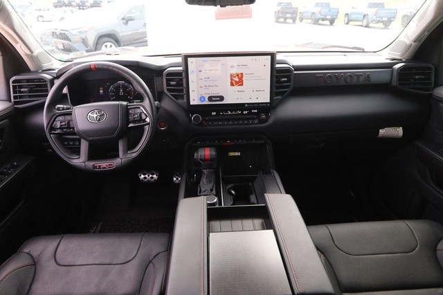 Toyota Sequoia Vehicle Image 25