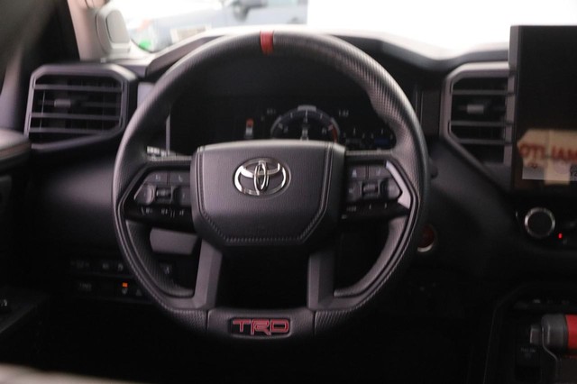 Toyota Sequoia Vehicle Image 27