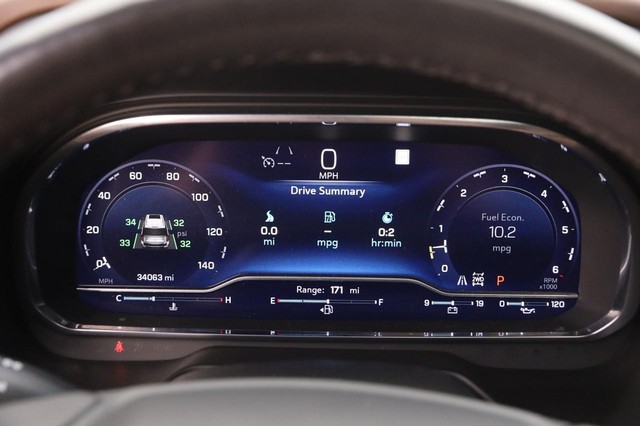 Chevrolet Tahoe Vehicle Image 16