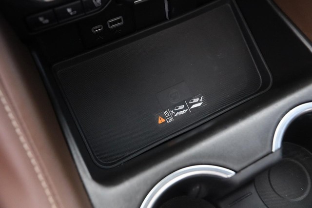 Chevrolet Tahoe Vehicle Image 22