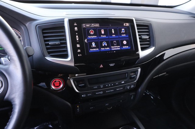 Honda Pilot Vehicle Image 17