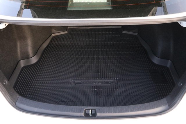 Toyota Corolla Vehicle Image 07