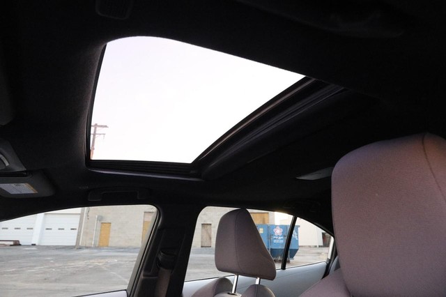 Toyota Corolla Vehicle Image 08