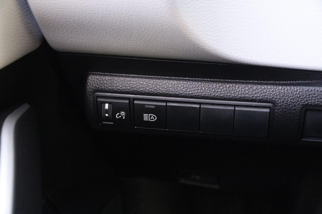 Toyota Corolla Vehicle Image 19