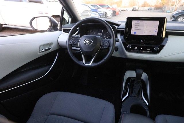 Toyota Corolla Vehicle Image 21