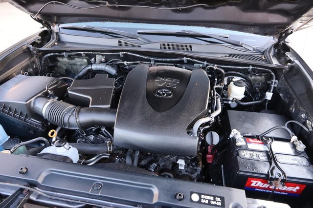 Toyota Tacoma Vehicle Image 25