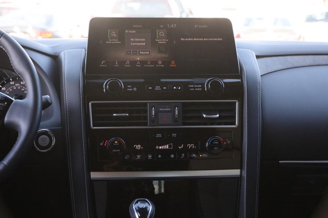 INFINITI QX80 Vehicle Image 27