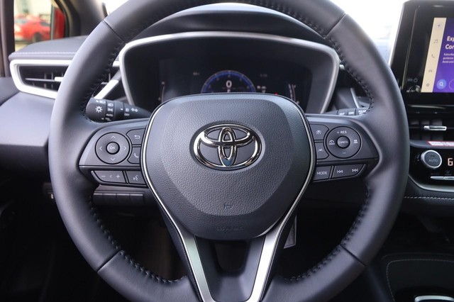 Toyota Corolla Hatchback Vehicle Image 10