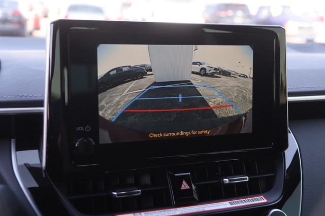 Toyota Corolla Hatchback Vehicle Image 16