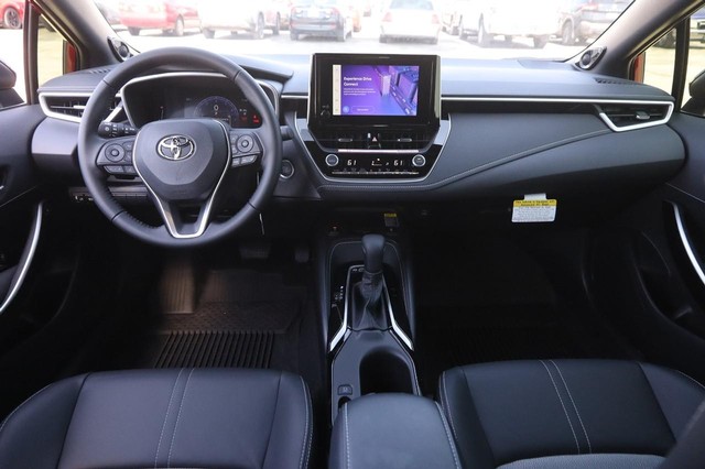 Toyota Corolla Hatchback Vehicle Image 20