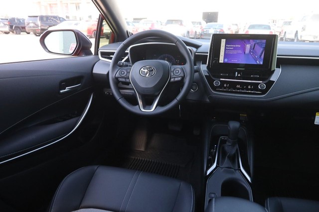 Toyota Corolla Hatchback Vehicle Image 21