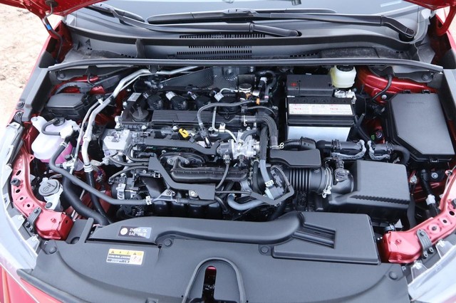 Toyota Corolla Hatchback Vehicle Image 26