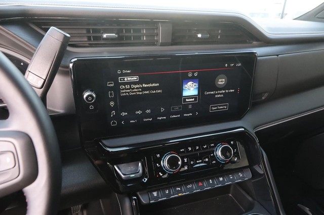 GMC Sierra 2500HD Vehicle Image 17