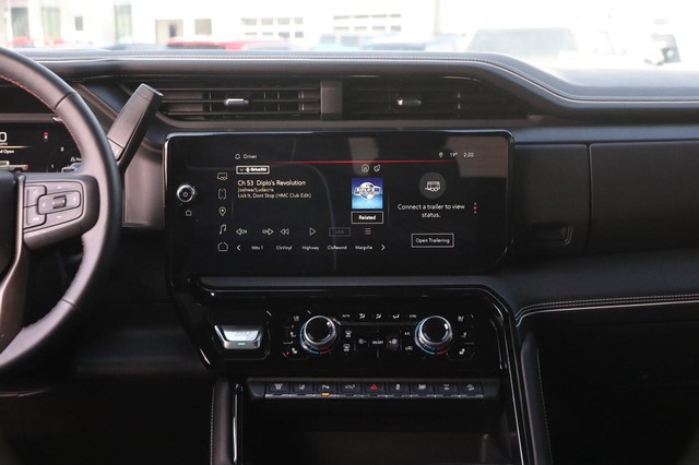 GMC Sierra 2500HD Vehicle Image 25