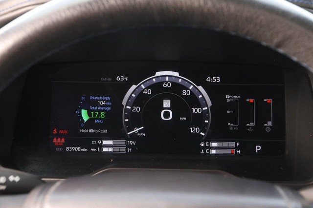 Toyota Tundra 4WD Vehicle Image 14