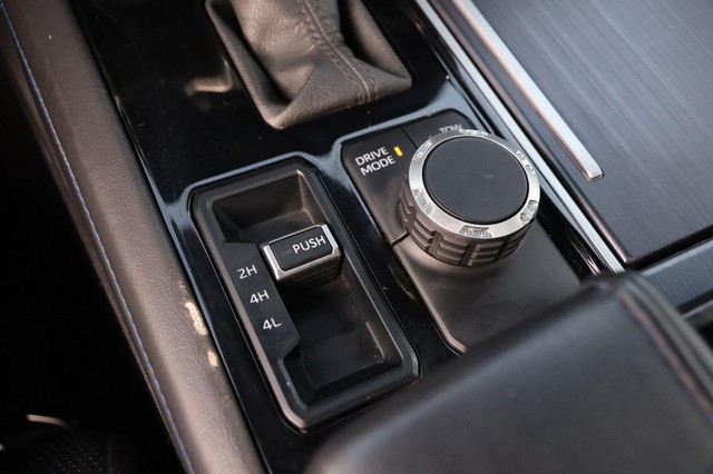 Toyota Tundra 4WD Vehicle Image 20