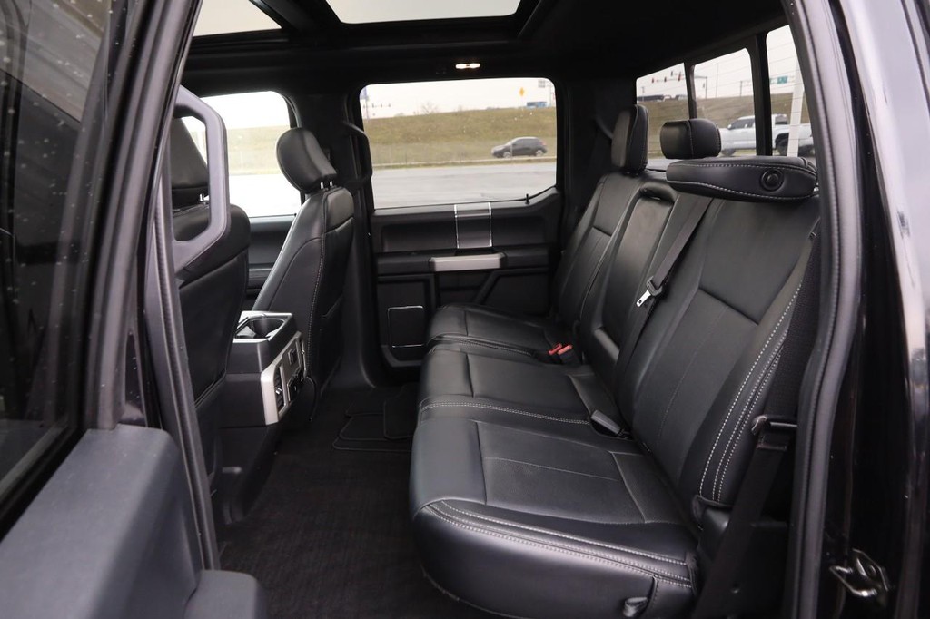 Ford F-150 Vehicle Full-screen Gallery Image 10