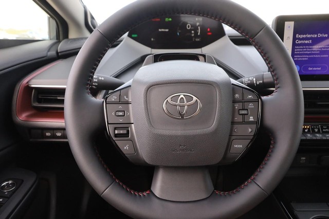 Toyota Prius Plug-In Hybrid Vehicle Image 12