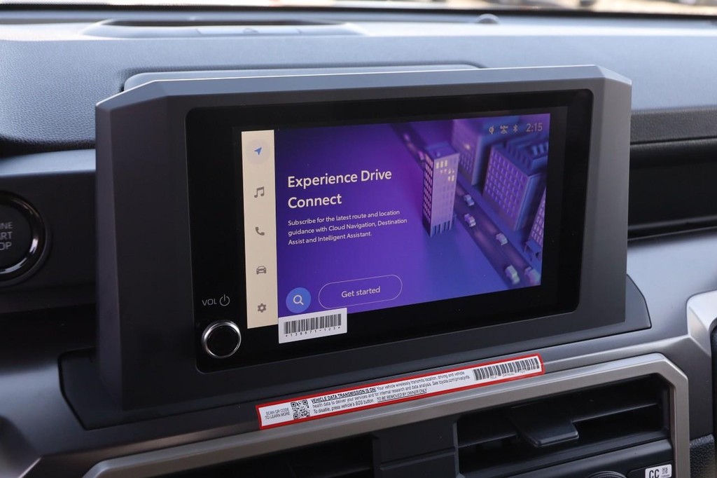 Toyota Tacoma 4WD Vehicle Full-screen Gallery Image 15