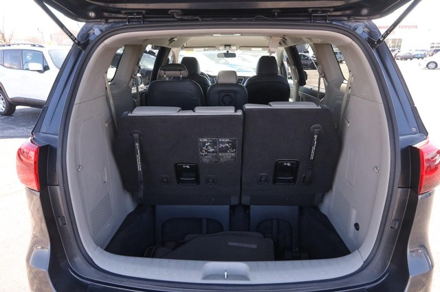 Kia Sedona Vehicle Image 07