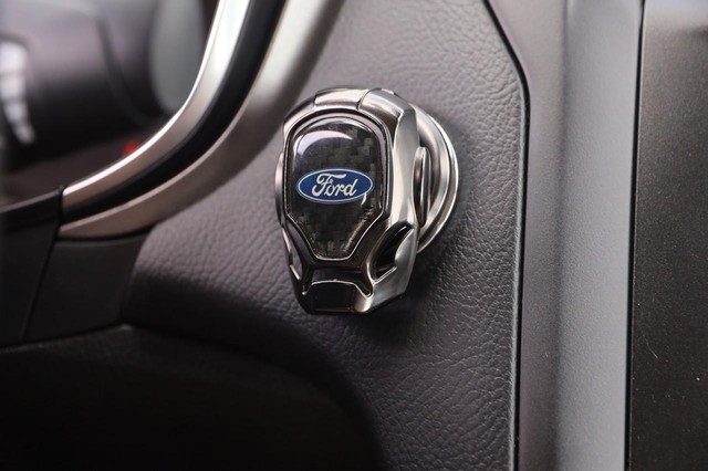 Ford Fusion Vehicle Image 14