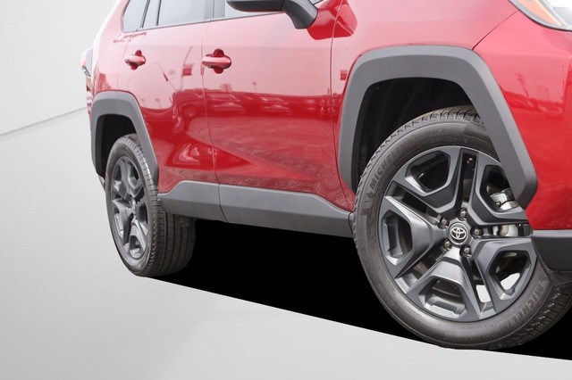 Toyota RAV4 Vehicle Image 03