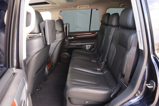 Lexus LX Vehicle Image 12