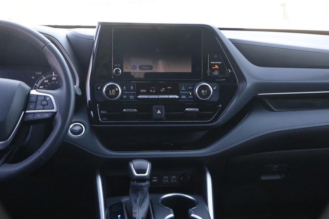 Toyota Highlander Vehicle Image 25