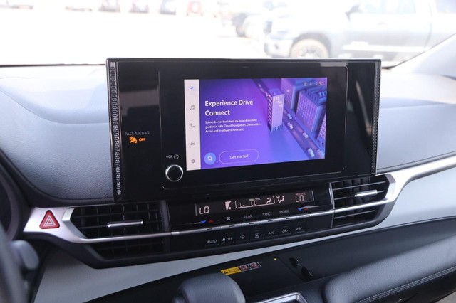 Toyota Sienna Vehicle Image 16