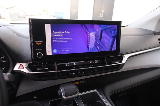 Toyota Sienna Vehicle Image 18