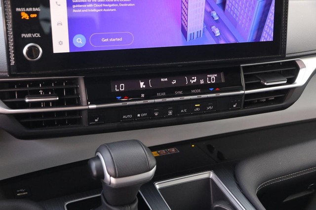 Toyota Sienna Vehicle Image 20