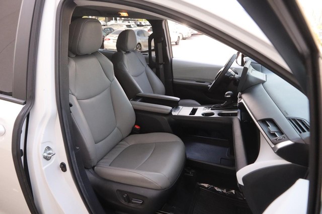 Toyota Sienna Vehicle Image 29