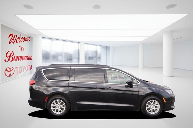 Chrysler Voyager Vehicle Image 05