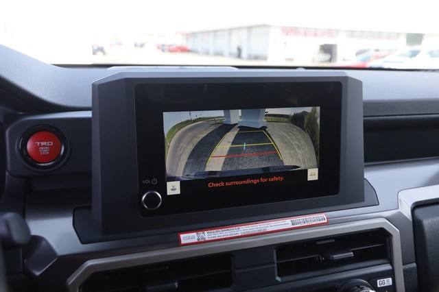 Toyota Tacoma 4WD Vehicle Image 17