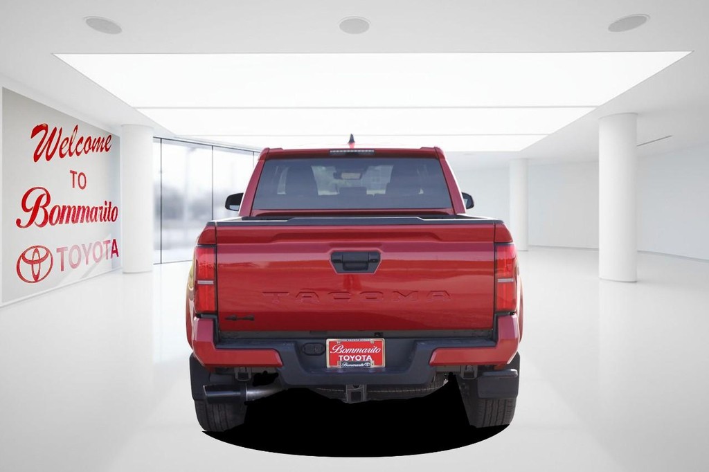 Toyota Tacoma 4WD Vehicle Full-screen Gallery Image 6