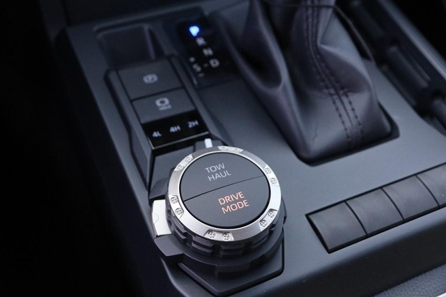 Toyota Tacoma 4WD Vehicle Image 19