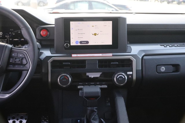 Toyota Tacoma 4WD Vehicle Image 25