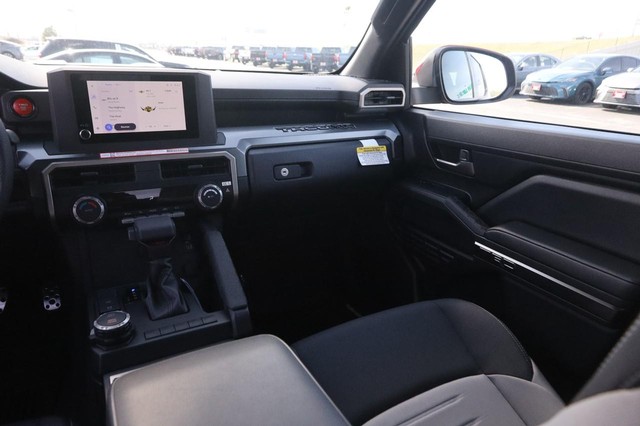 Toyota Tacoma 4WD Vehicle Image 26