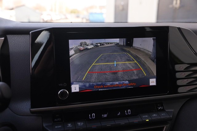 Toyota Camry Vehicle Image 16