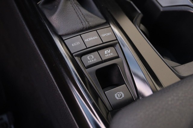 Toyota Camry Vehicle Image 18