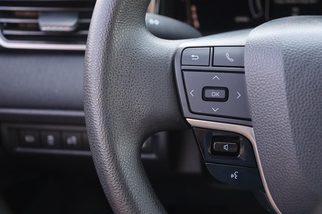 Toyota Camry Vehicle Image 11