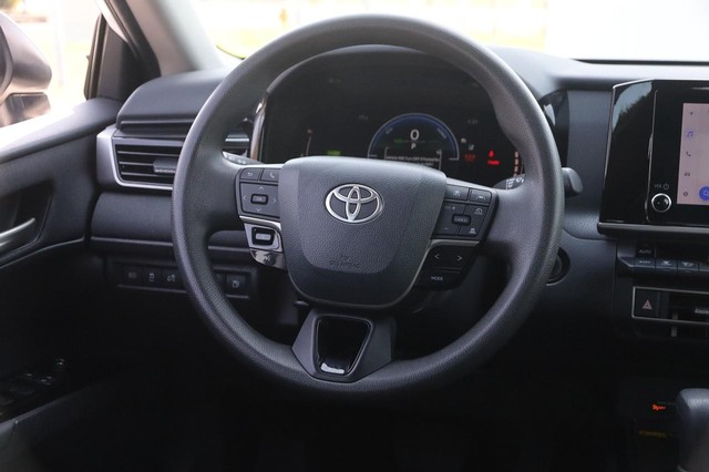 Toyota Camry Vehicle Image 23