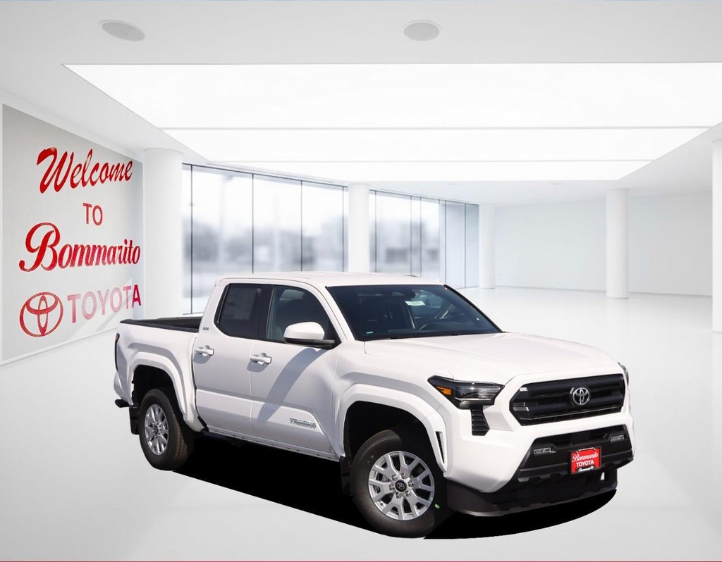 Toyota Tacoma 2WD Vehicle Full-screen Gallery Image 2