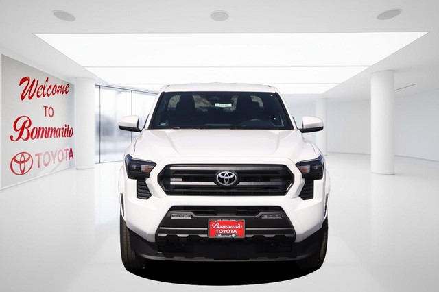 Toyota Tacoma 2WD Vehicle Image 04