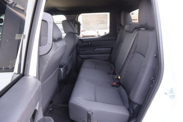 Toyota Tacoma 2WD Vehicle Image 09