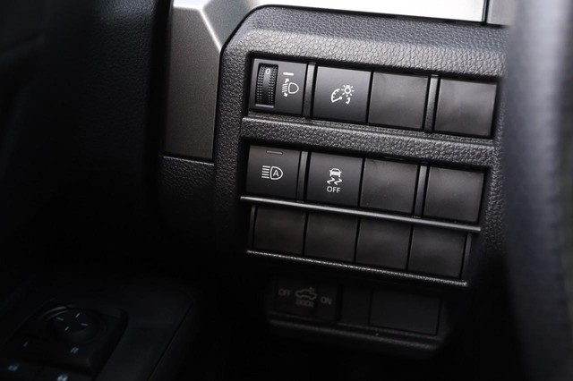 Toyota Tacoma 2WD Vehicle Image 20