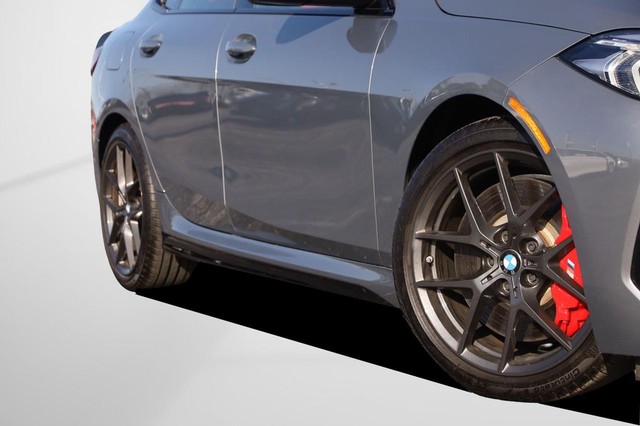 BMW 2 Series Vehicle Image 03