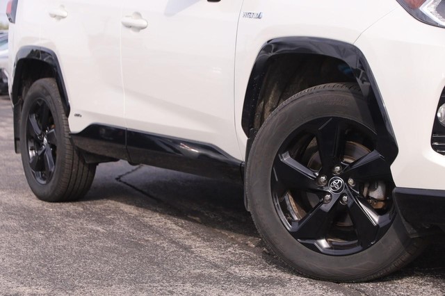 Toyota RAV4 Vehicle Image 03